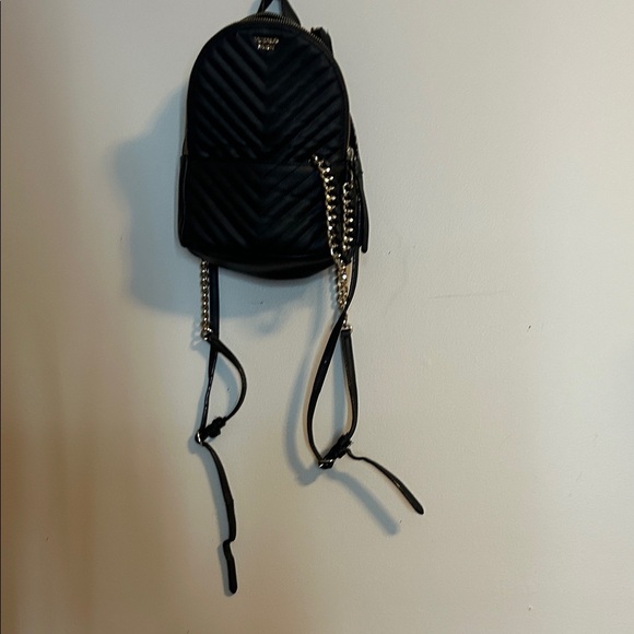 Victoria's Secret Black Chevron Backpack - Picture 1 of 14